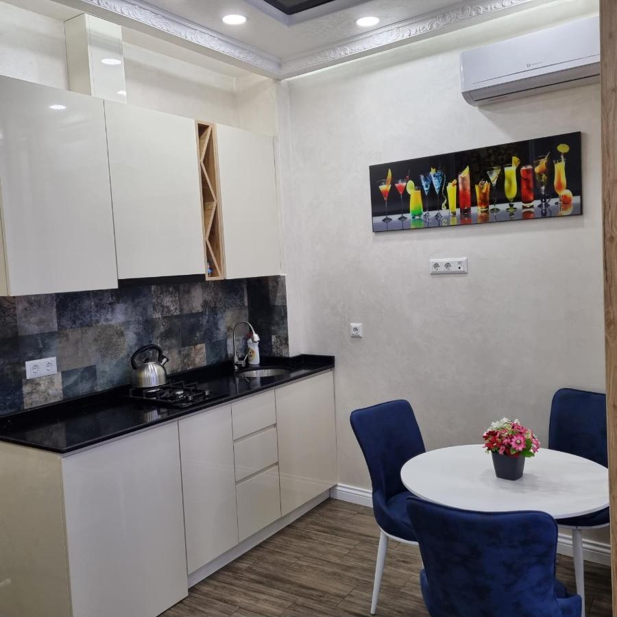 Apartment In Batumi For Dar Tower Zewnętrze zdjęcie